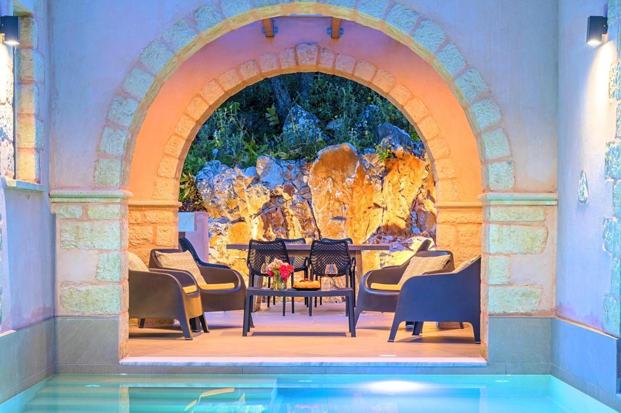 Villa Vardis Heated Pool Vryses Eksteriør billede